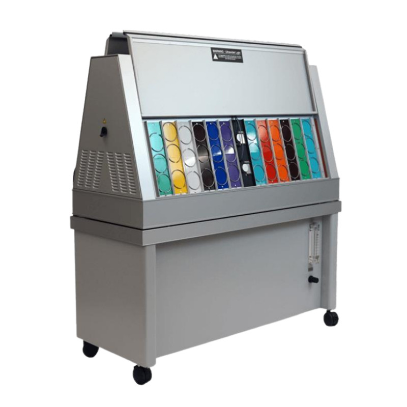 汽車涂層粉末涂料油漆紫外老化耐候試驗(yàn)機(jī)現(xiàn)場安裝圖3