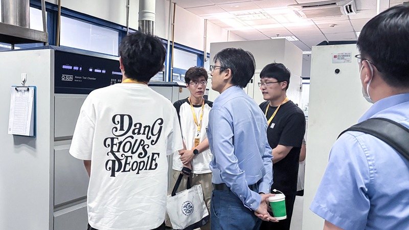 2025年汽車材料耐候老化與光照測試技術(shù)培訓(xùn)實驗室參觀
